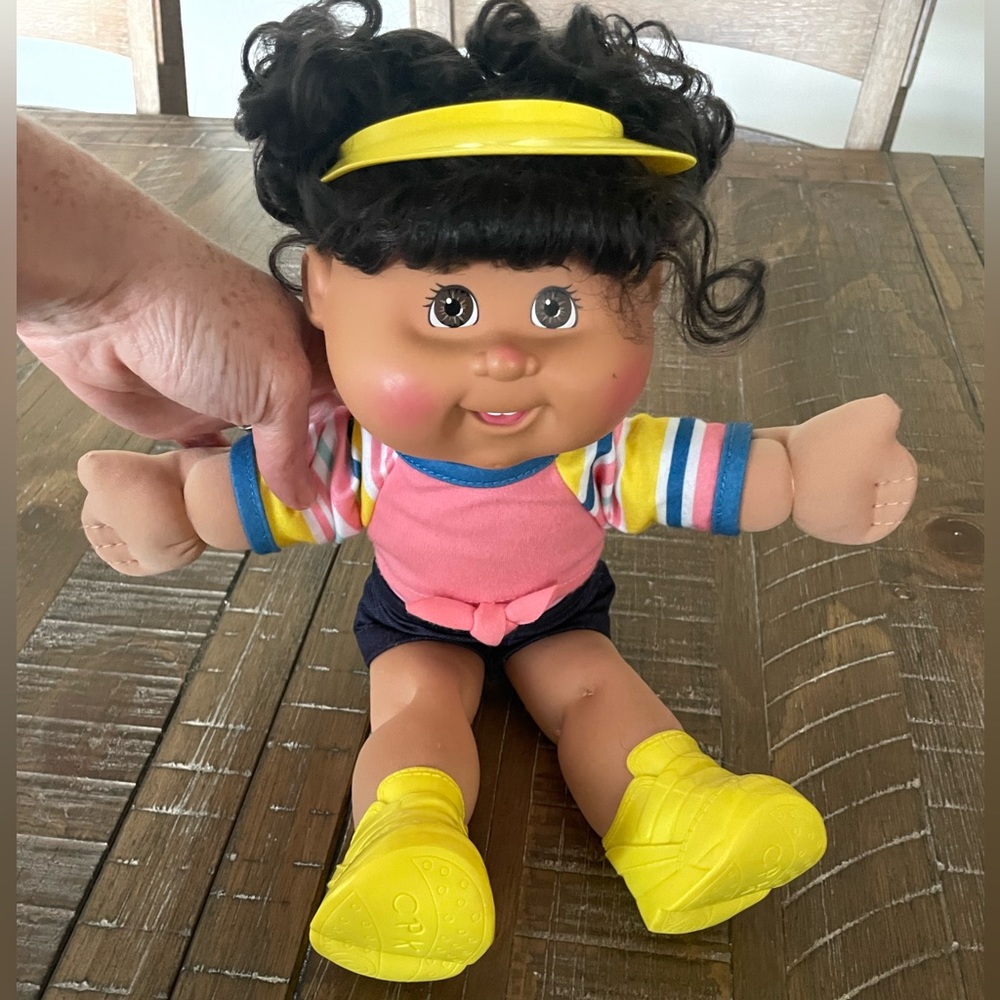 Cabbage Patch sports girl doll